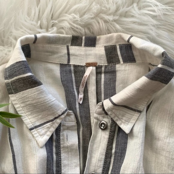 Free People—Relaxed Shirt Striped Jumpsuit Tie Waist. Sz XS - Picture 8 of 8